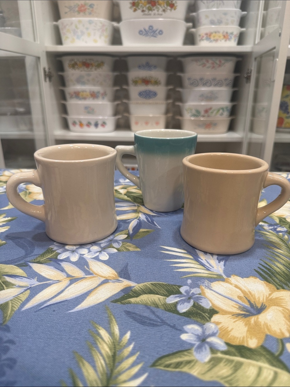 Vintage Set of 3 Mugs two Cream one with Teal band